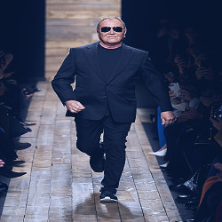 Michael Kors Says “Goodbye for Now” to New York Fashion Week | Vogue